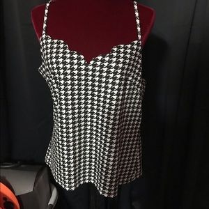 Houndstooth patterns tank top